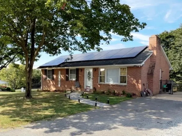 15030 Clear Spring Rd, Williamsport, MD 21795