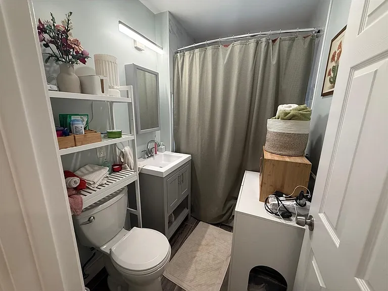 42 Ashland St #1F — Photo 15