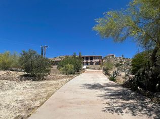 48920 Mockingbird Ln, Morongo Valley, CA 92256