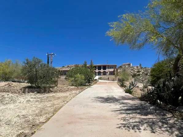 48920 Mockingbird Ln, Morongo Valley, CA 92256
