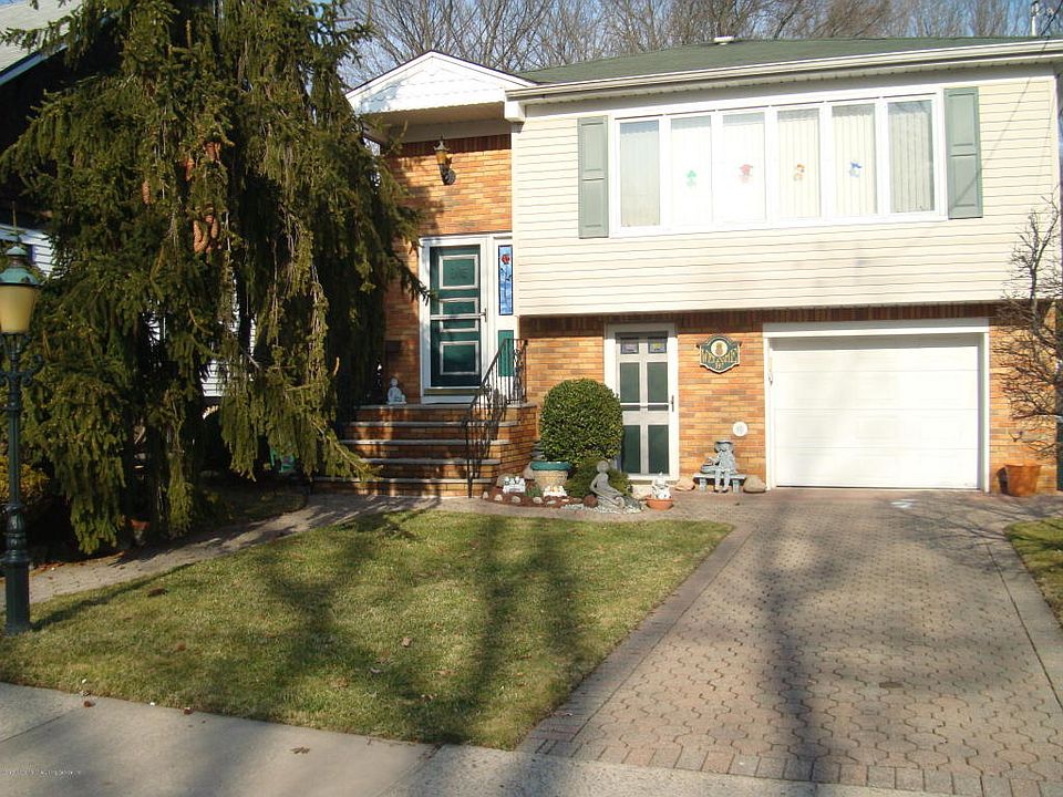 1st image of 397 Vernon Ave