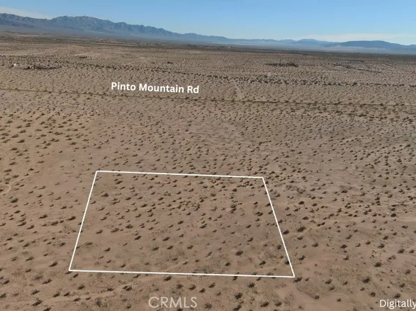 5522 Pinto Mountain Rd, Twentynine Palms, CA 92277