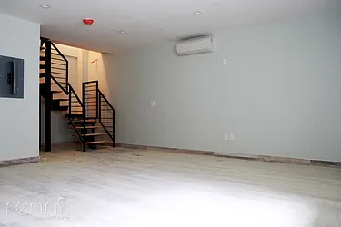 Rented by Rennit Inc.