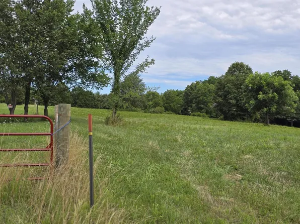 230 N State Hwy F, Bois D Arc, MO 65612