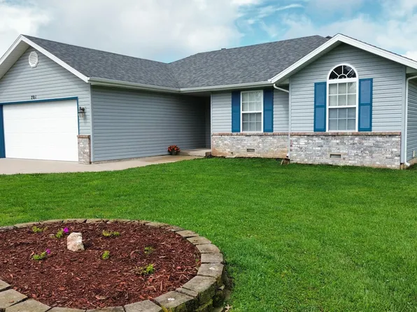 701 Darin Lane, Willard, MO 65781
