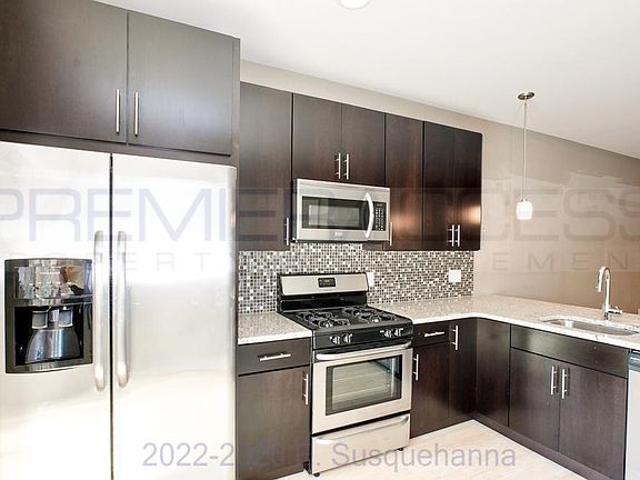 2nd image of 2117 E Susquehanna Ave