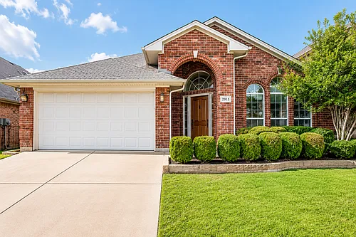8833 Sunset Trace Dr Photo 1