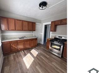 1462 Crawford Rd #UP, Cleveland, OH 44106