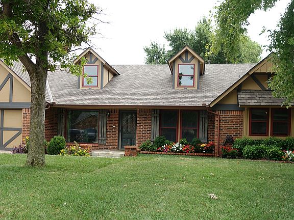 2nd image of 4404 Saint Patrick Dr