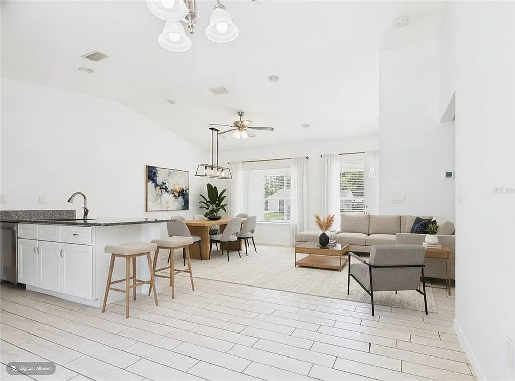 3 bed, 2.0 bath, 1238 sqft, $1,799 — Photo 3