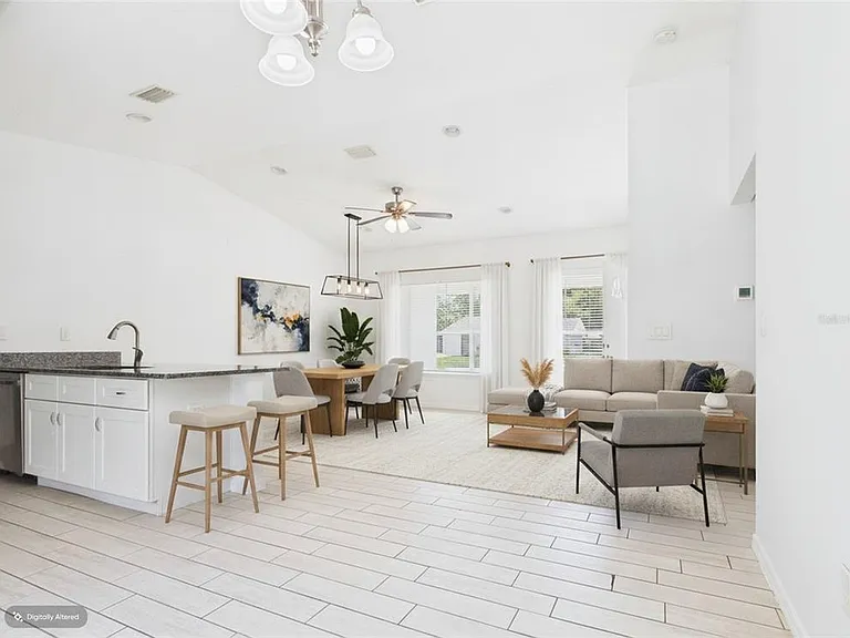 4309 SW 143rd Lane Rd — Photo 3
