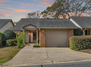 Swansgate, Greenville, SC 29605