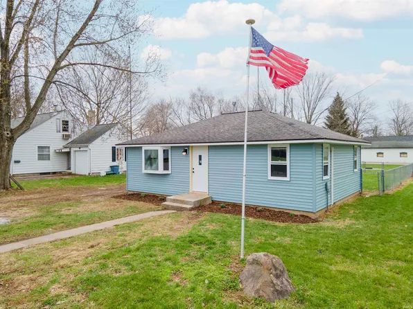 212 S West St, Milford, IN 46542