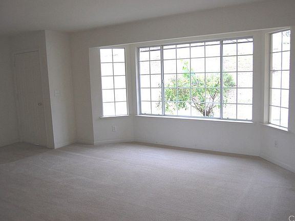 3rd image of 29755 Tioga Dr