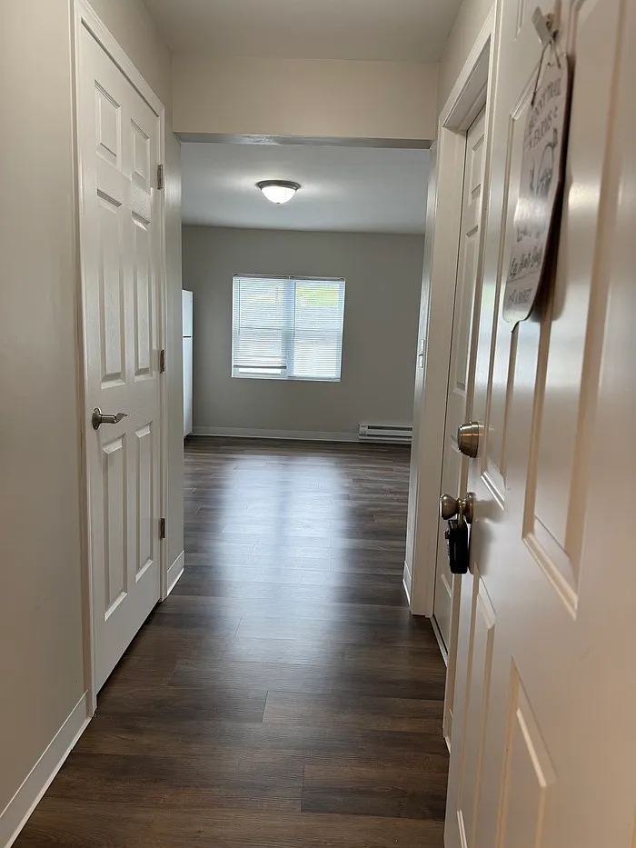 Building Photo - 2401 Charles St #9