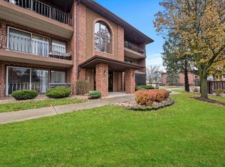 11007 Stony Creek Dr APT 1B, Palos Hills, IL 60465