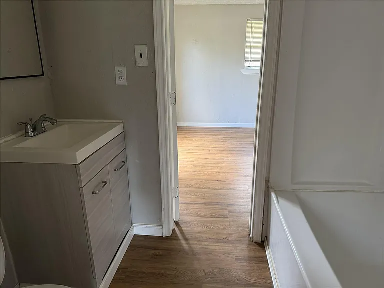 9084 Peggy Dr — Photo 9