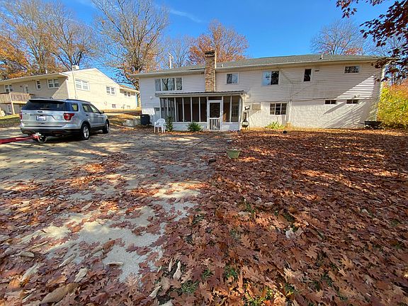 5th image of 124 Kelly Ct