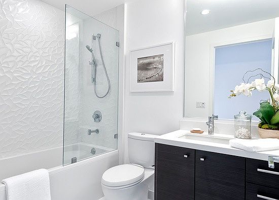 2nd image of 1810 Selby Ave #403