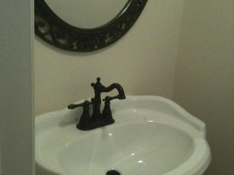 115 Morton Ave #2 — Photo 14