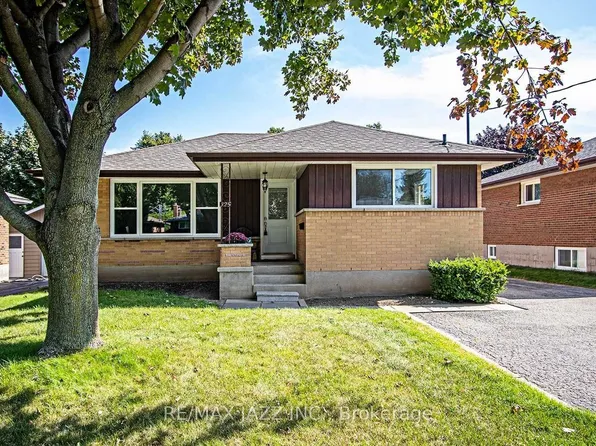 325 Poplar St, Oshawa, ON L1H 6P6