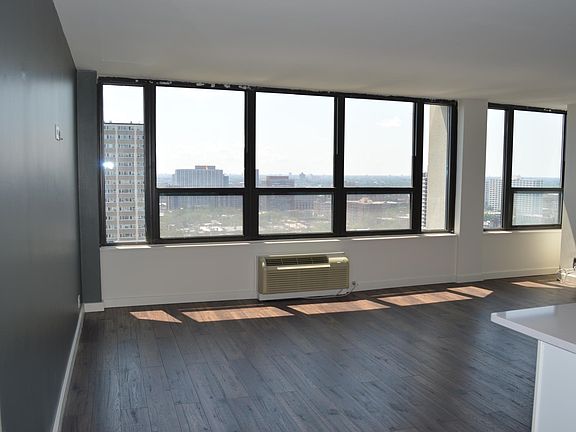 Dinning room/living room area