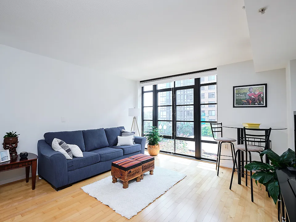 437 New York Ave NW #306