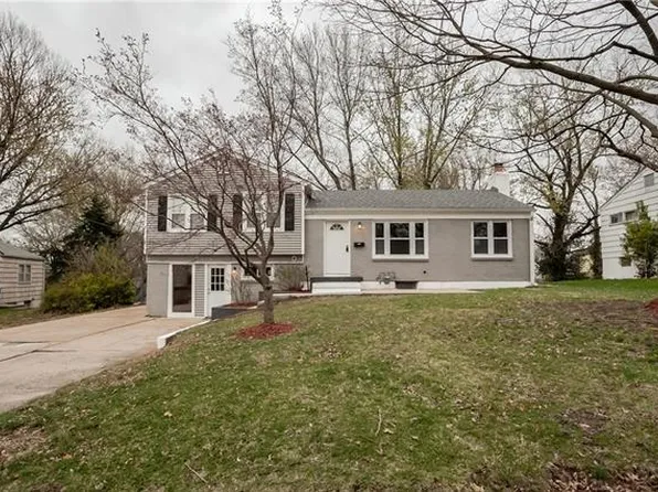 2805 N Spring St, Independence, MO 64050