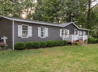 7460 Pine Ridge Dr NE, Belding, MI 48809