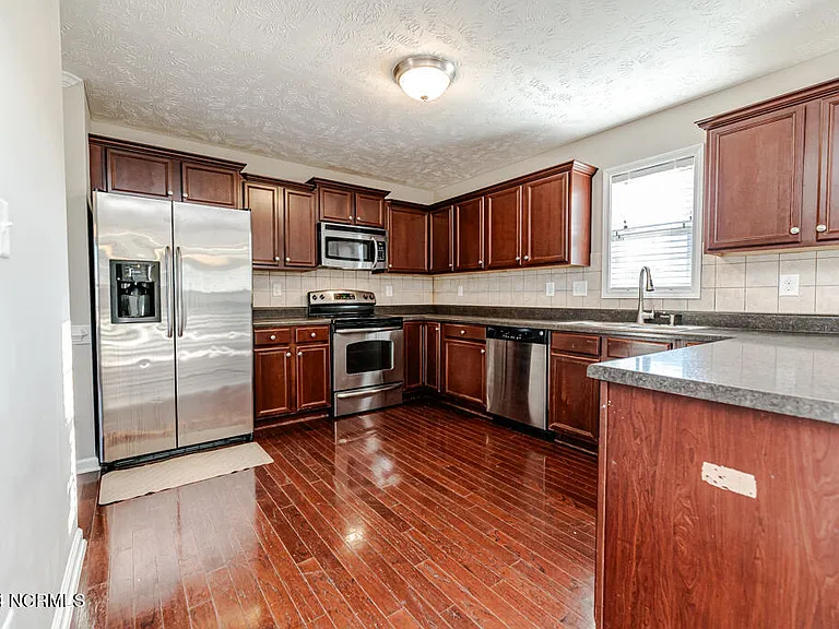 151 Ivy Stone Dr — Photo 11