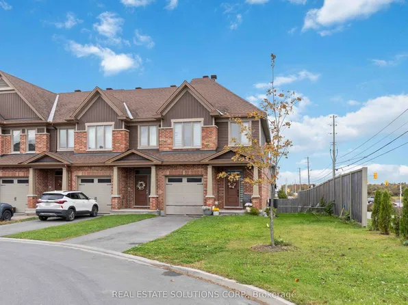 134 Nepeta Cres, Ottawa, ON K1T 0S5