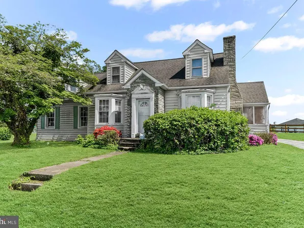 104 Hatfield Rd, Coatesville, PA 19320