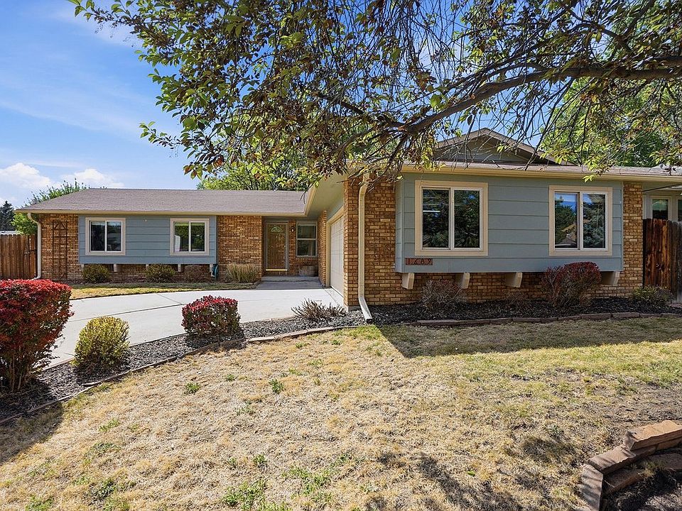 1st image of 1689 Geneva Cir