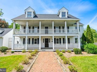 9325 Burke Rd, Burke, VA 22015