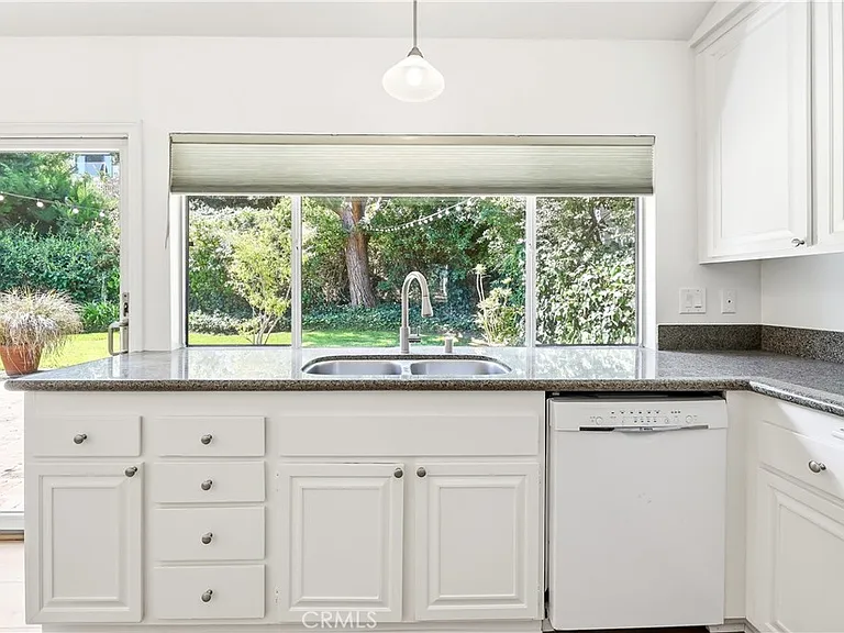 2215 Port Lerwick Pl — Photo 9