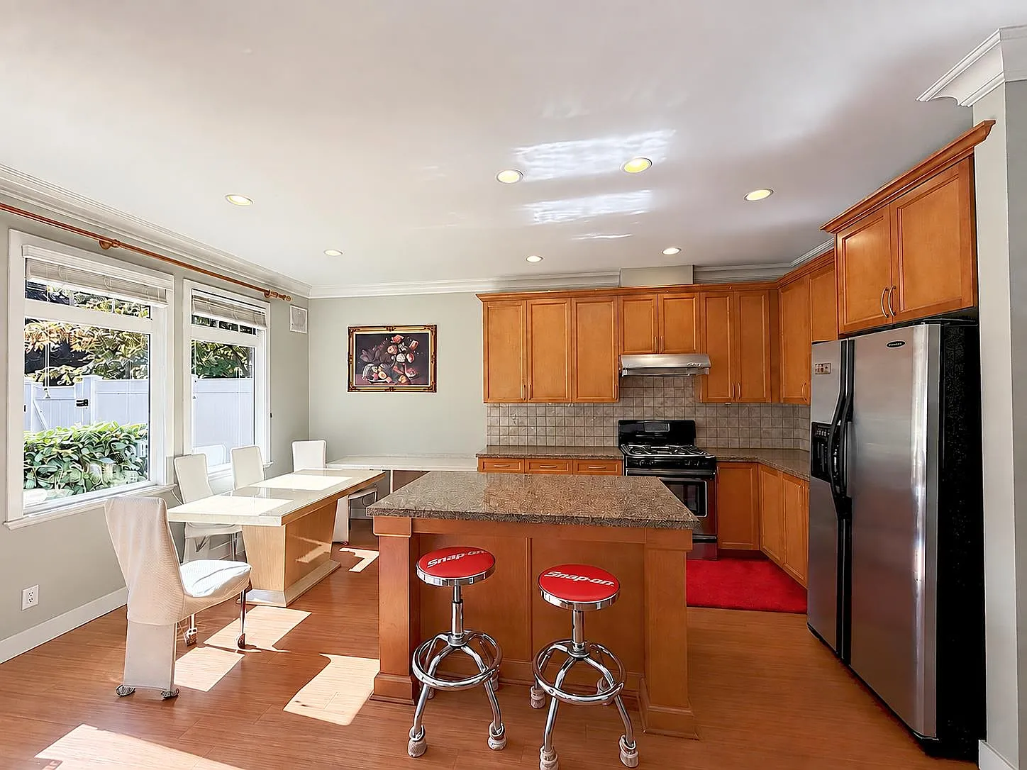 3 bed, 1436 sqft, $3,600 — Photo 3