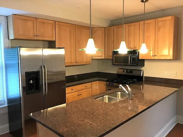 2 bed, 2.5 bath, 1400 sqft, $2,775 — Photo 4