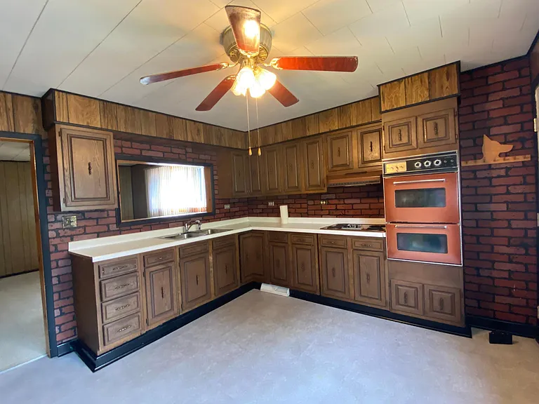 3548 S Western Ave #1R — Photo 4