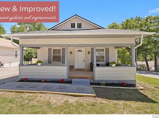 3201 Edgewood Ave, Alton, IL 62002