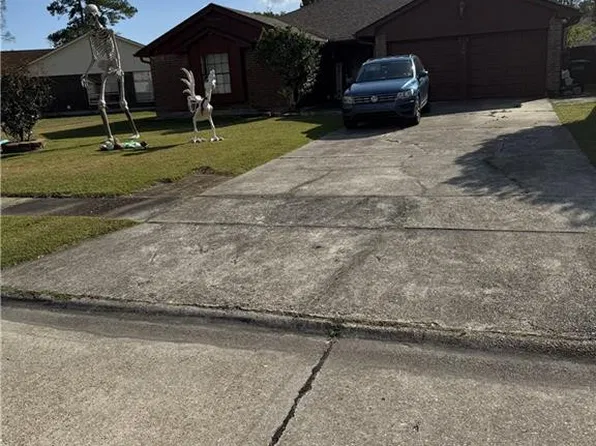 219 Queen Anne Dr, Slidell, LA 70460