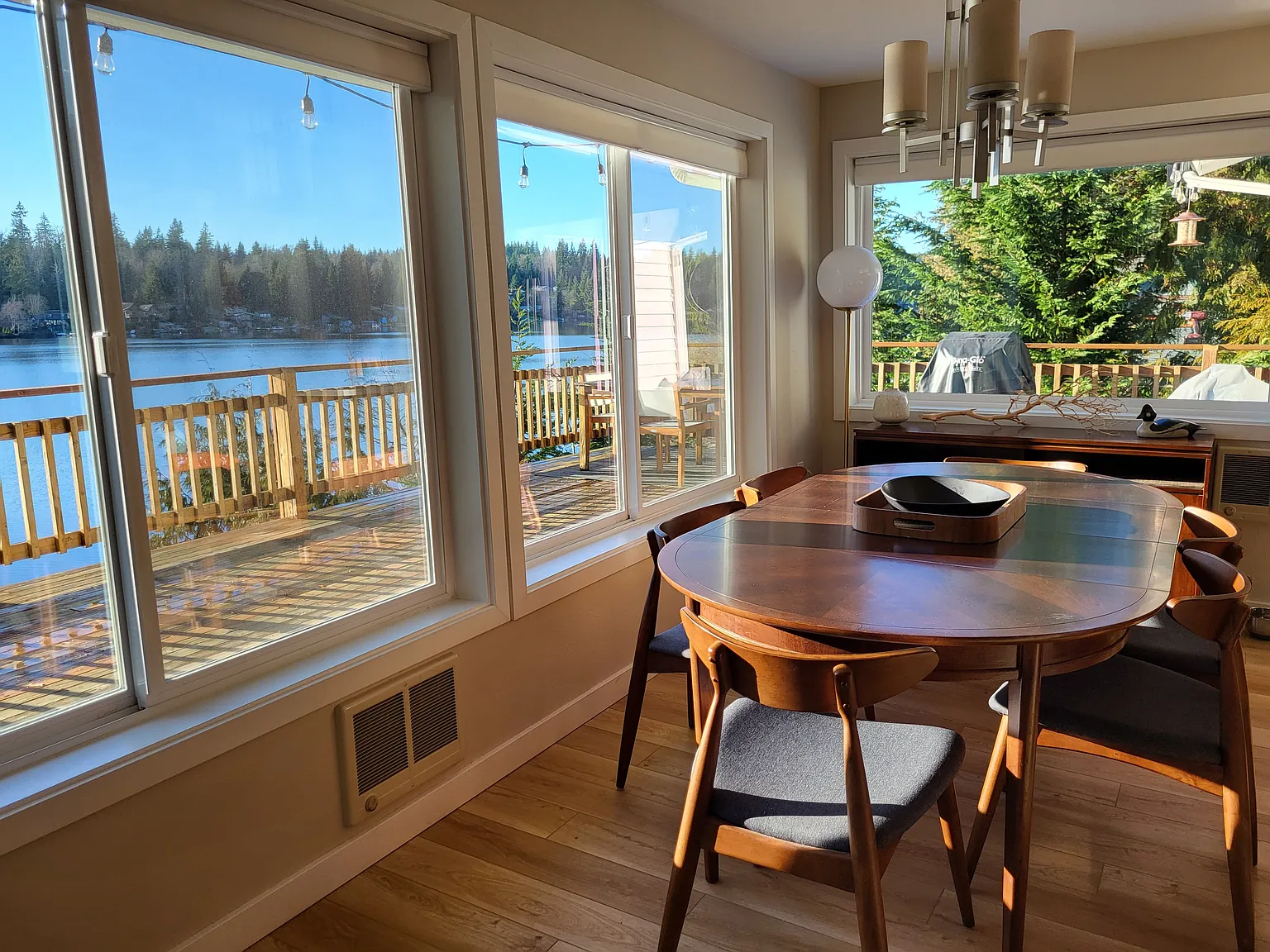 2 bed, 900 sqft, $2,500 — Photo 3
