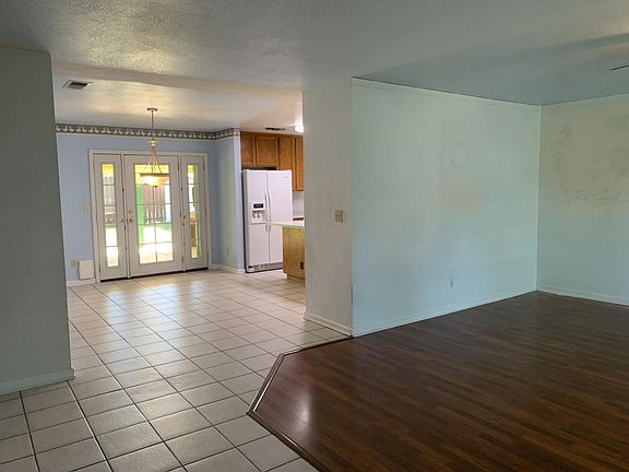 5th image of 3250 Driftstone Dr