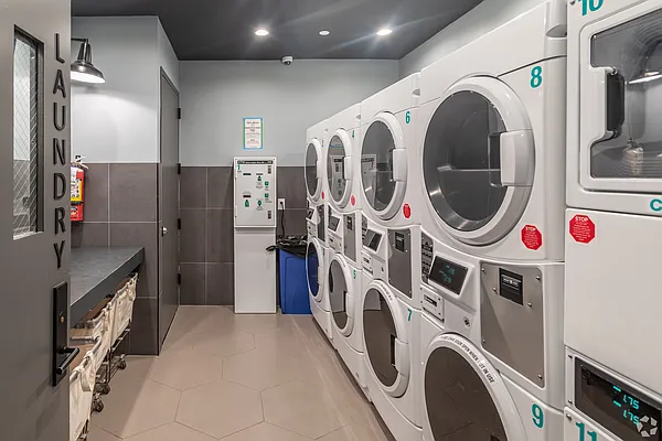 Rented by Bushburg | media 19