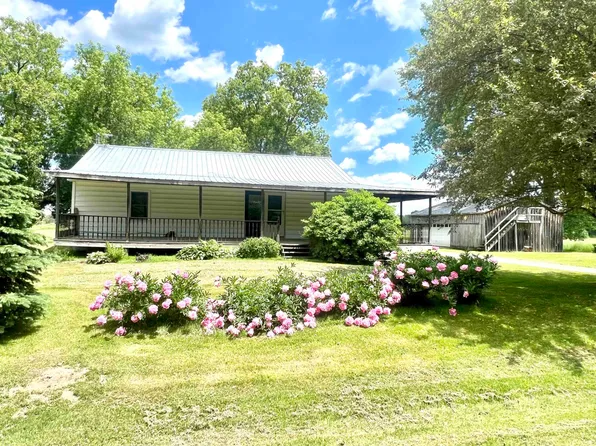 722 Taylor Rd, Massena, NY 13662