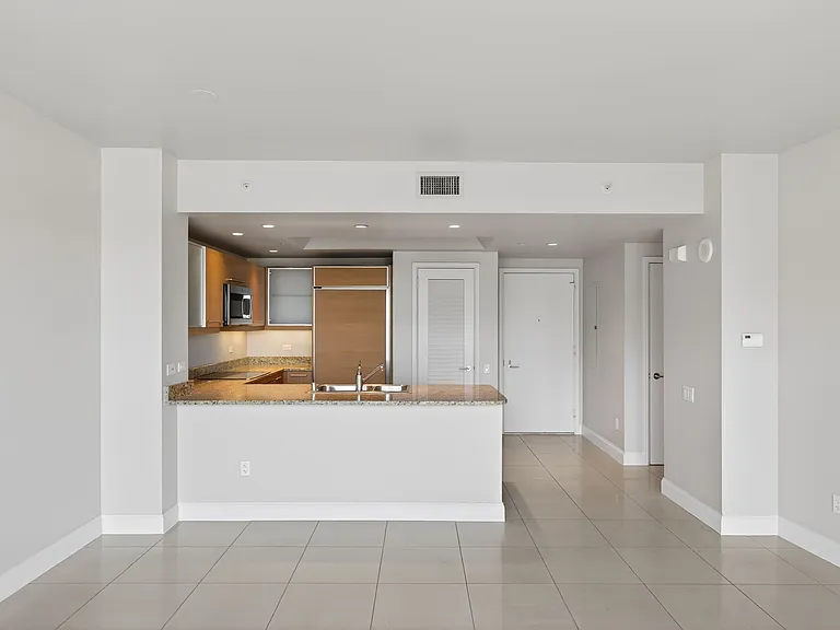 222 Karen Ave #3005 — Photo 12