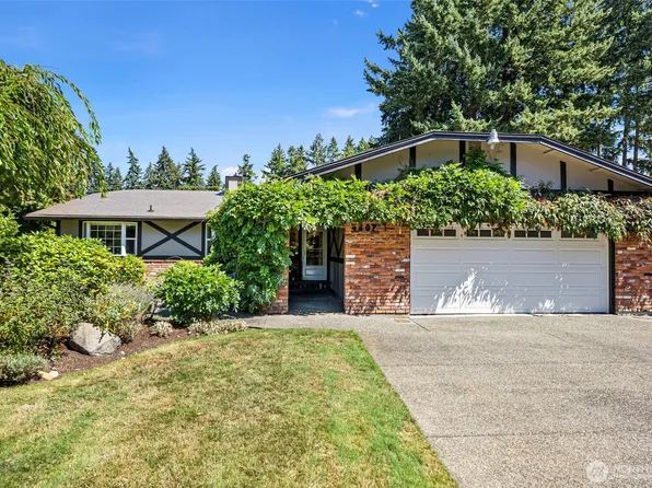 4607 72nd Avenue Ct W, University Place, WA 98466