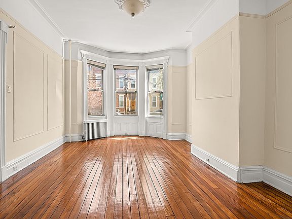 2nd image of 617 Morgan Ave