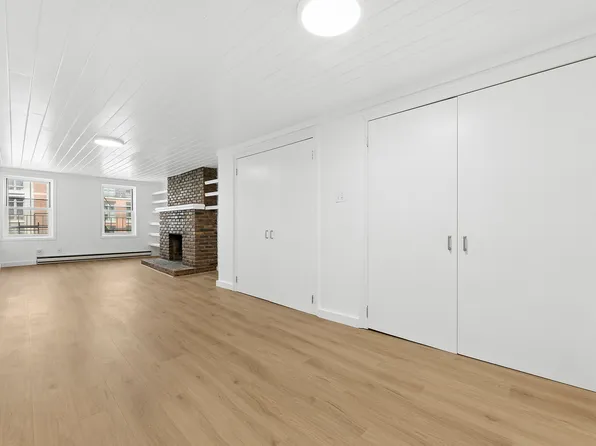 282 Hudson Street image 1 of 9