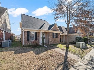 10225 Sterling Ridge Dr, Cordova, TN 38018