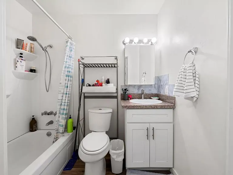 6224 Longford Dr #3 — Photo 11